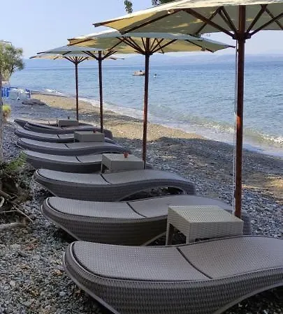 Mangata Seaside Hotel Apartment *