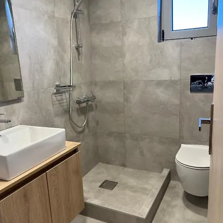 Mangata Seaside Apartamento Rovies