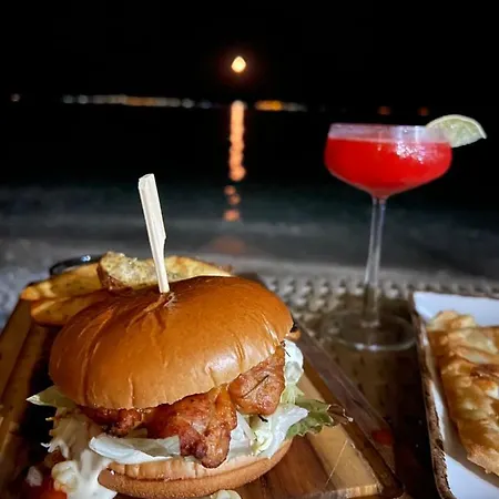Διαμέρισμα Mangata Seaside *