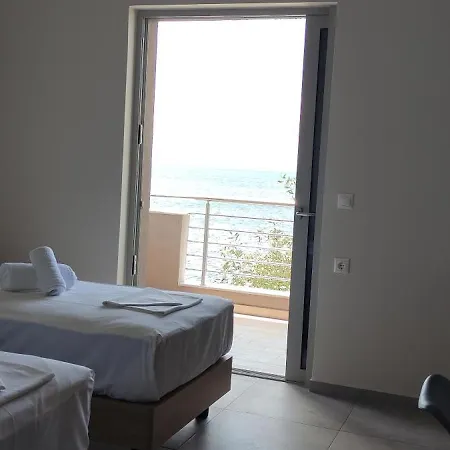 Mangata Seaside Ροβιές