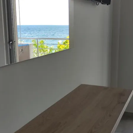 Mangata Seaside Διαμέρισμα